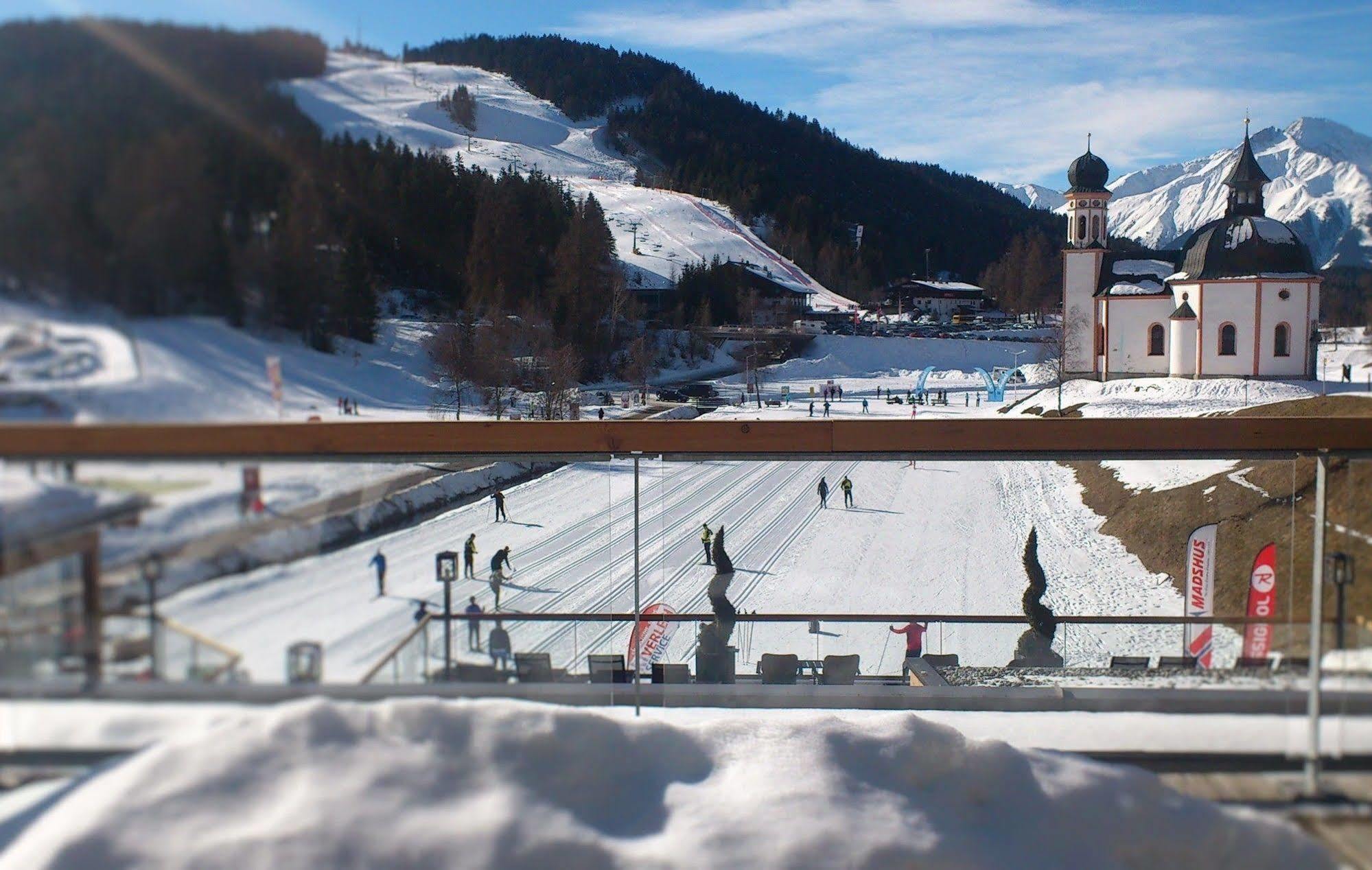 Hotel Wetterstein Seefeld ゼーフェルト・イン・チロル エクステリア 写真