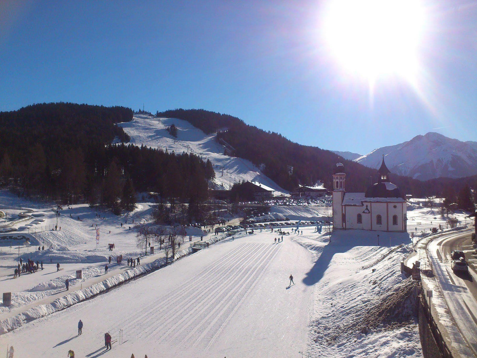 Hotel Wetterstein Seefeld ゼーフェルト・イン・チロル エクステリア 写真
